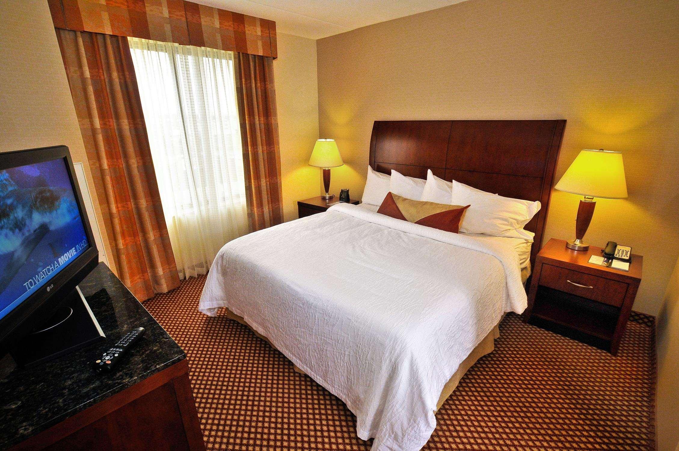 Hilton Garden Inn Erie Kearsarge Zimmer foto