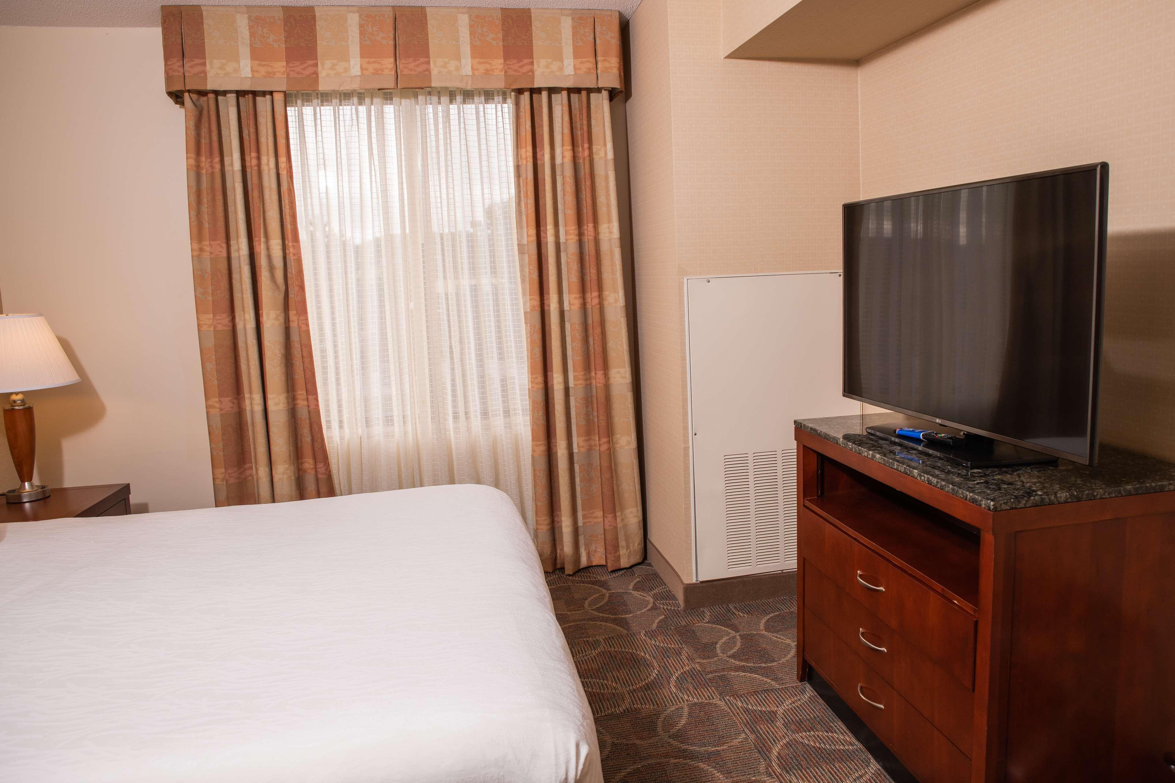 Hilton Garden Inn Erie Kearsarge Exterior foto