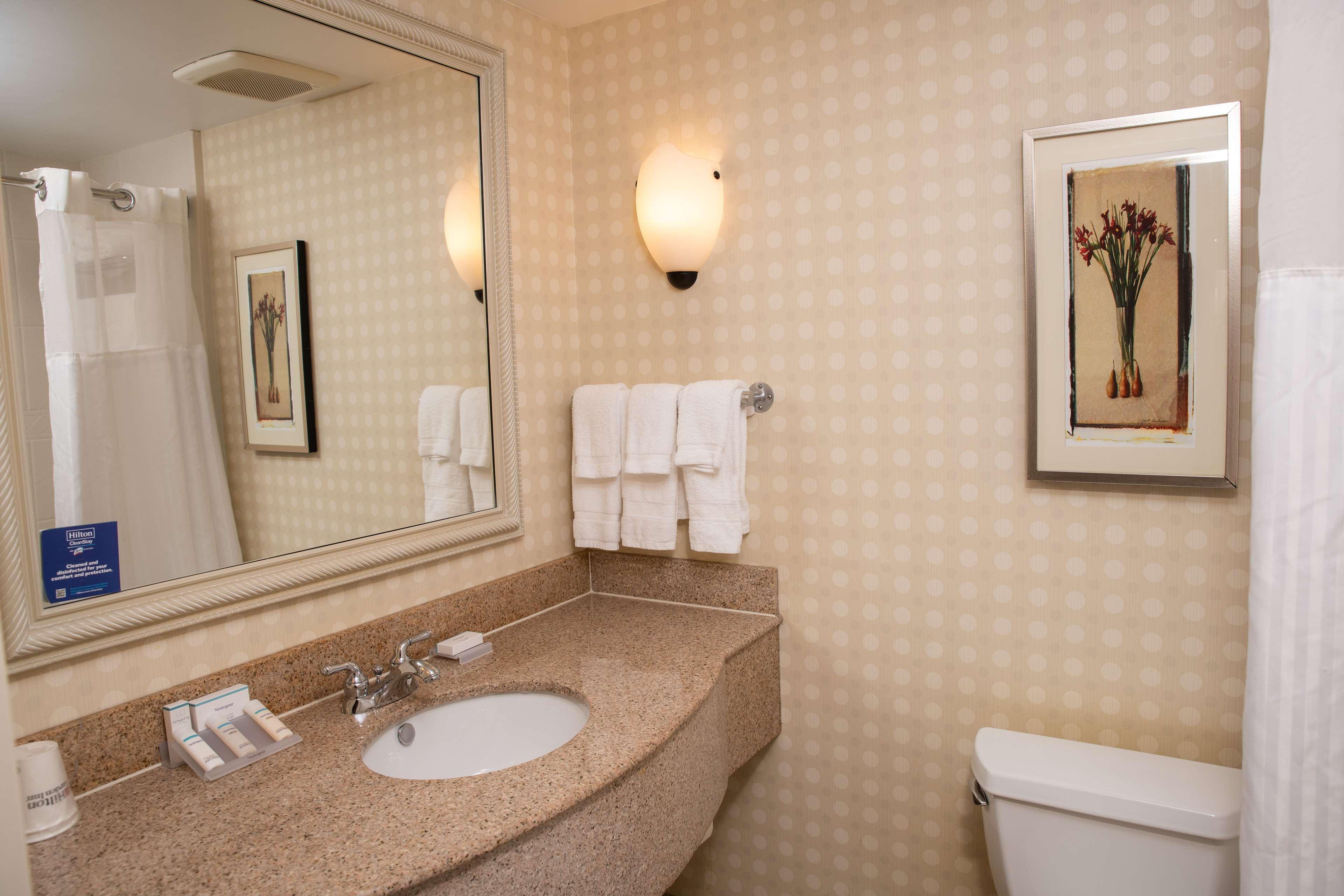 Hilton Garden Inn Erie Kearsarge Exterior foto