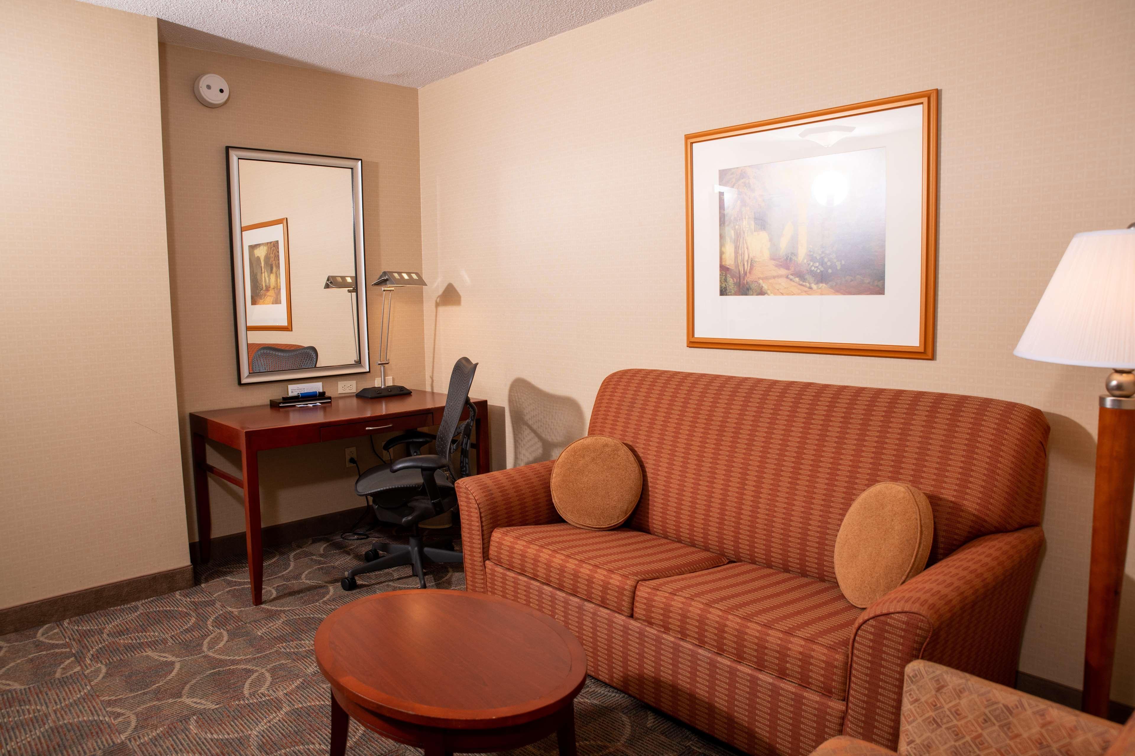 Hilton Garden Inn Erie Kearsarge Exterior foto