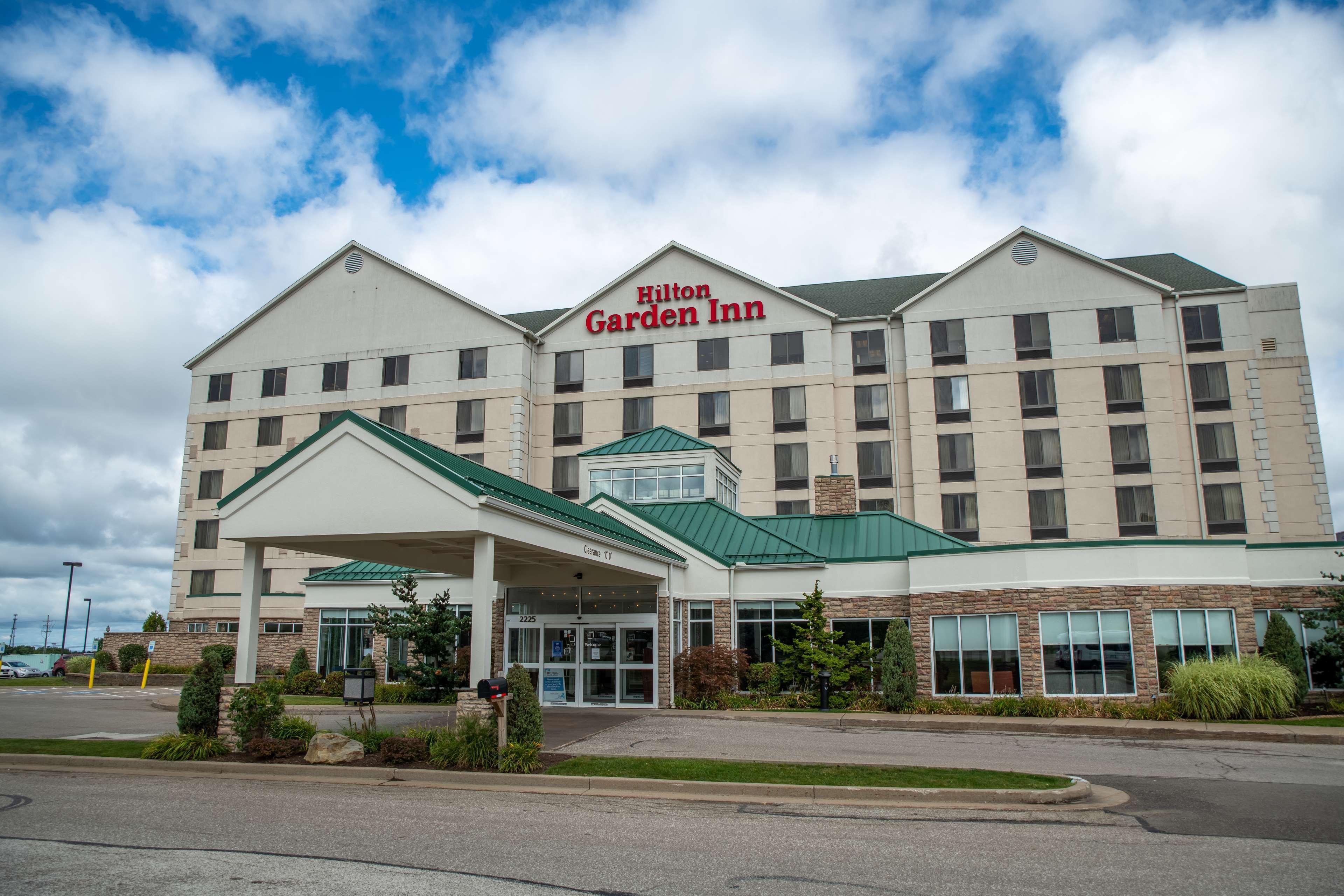 Hilton Garden Inn Erie Kearsarge Exterior foto