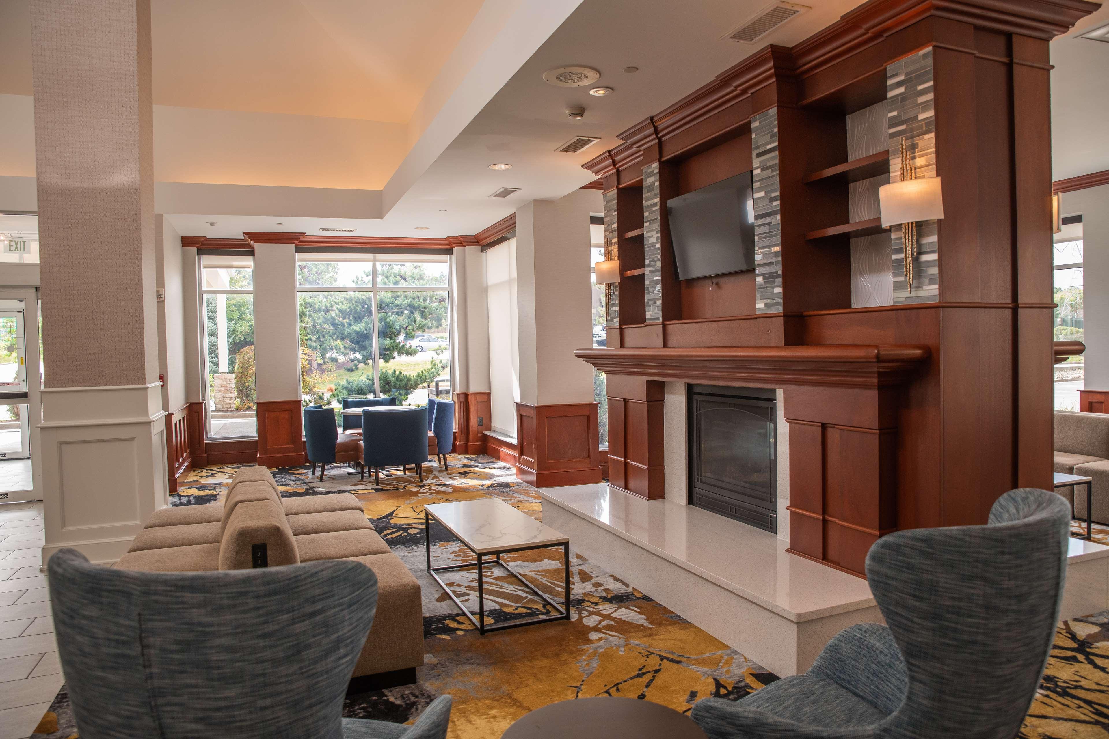 Hilton Garden Inn Erie Kearsarge Exterior foto